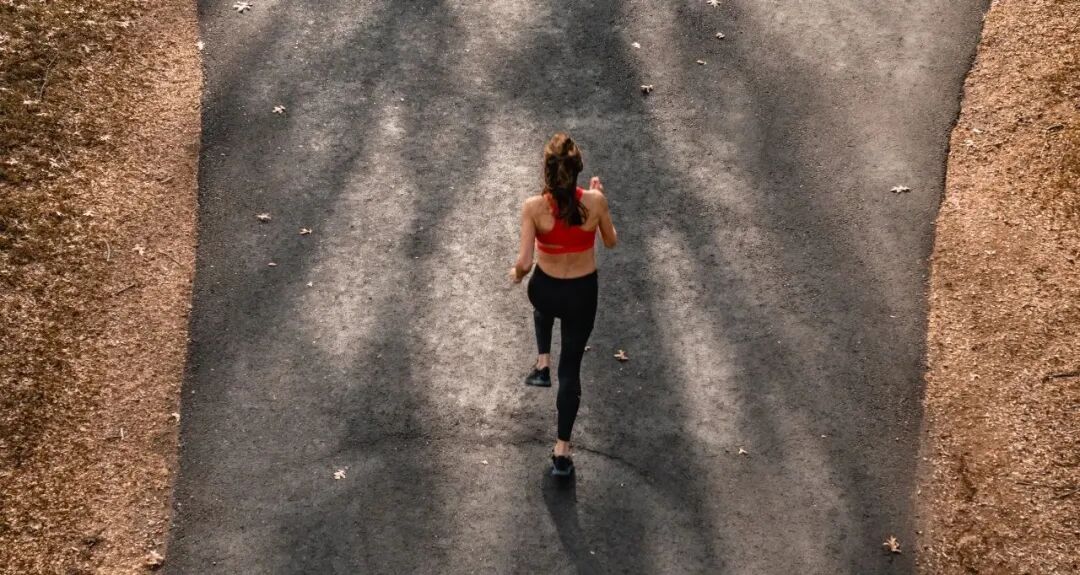 水肿虚胖显臃肿？简单消水肿，不用运动也能变轻盈