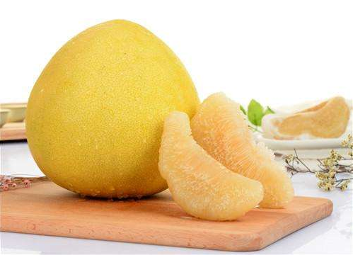 正确的节食减肥方法只吃柚子 加赛乐赛月瘦20斤